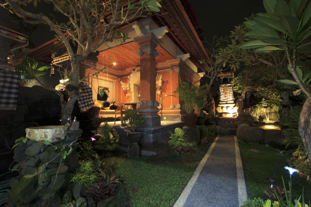 Pondok Prapen Guest House Ubud Esterno foto