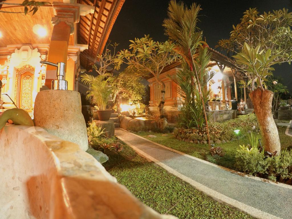 Pondok Prapen Guest House Ubud Esterno foto