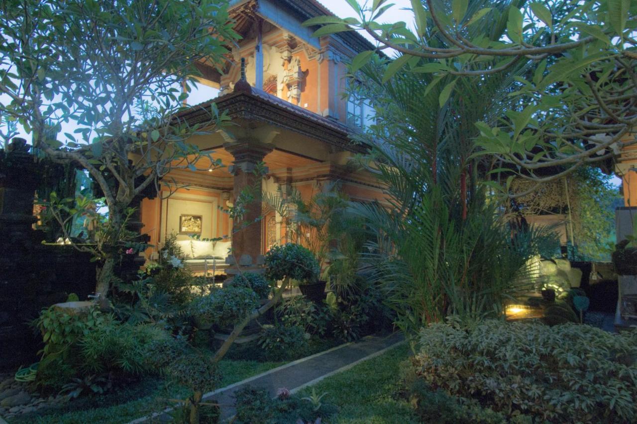 Pondok Prapen Guest House Ubud Esterno foto